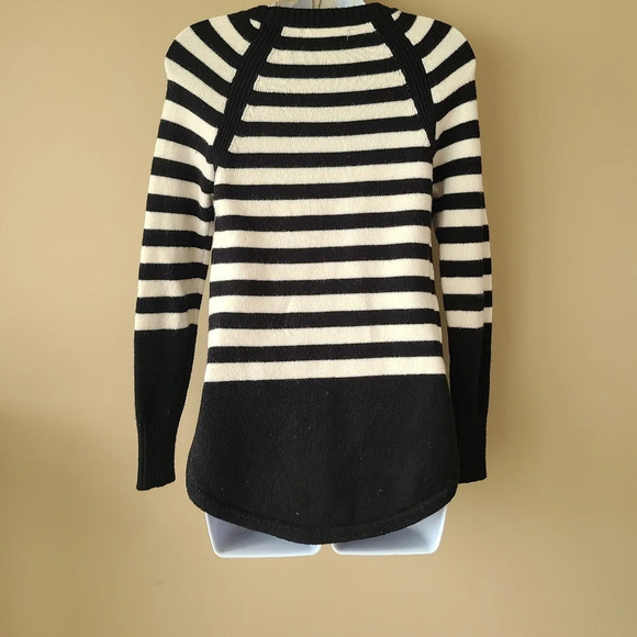 Antropologie crewneck sweater Women's sz.XXS striped - Picture 4 of 14